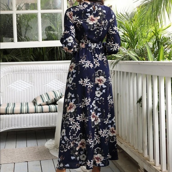 NWT Navy blue floral print maxi dress size 12 - Picture 4 of 5